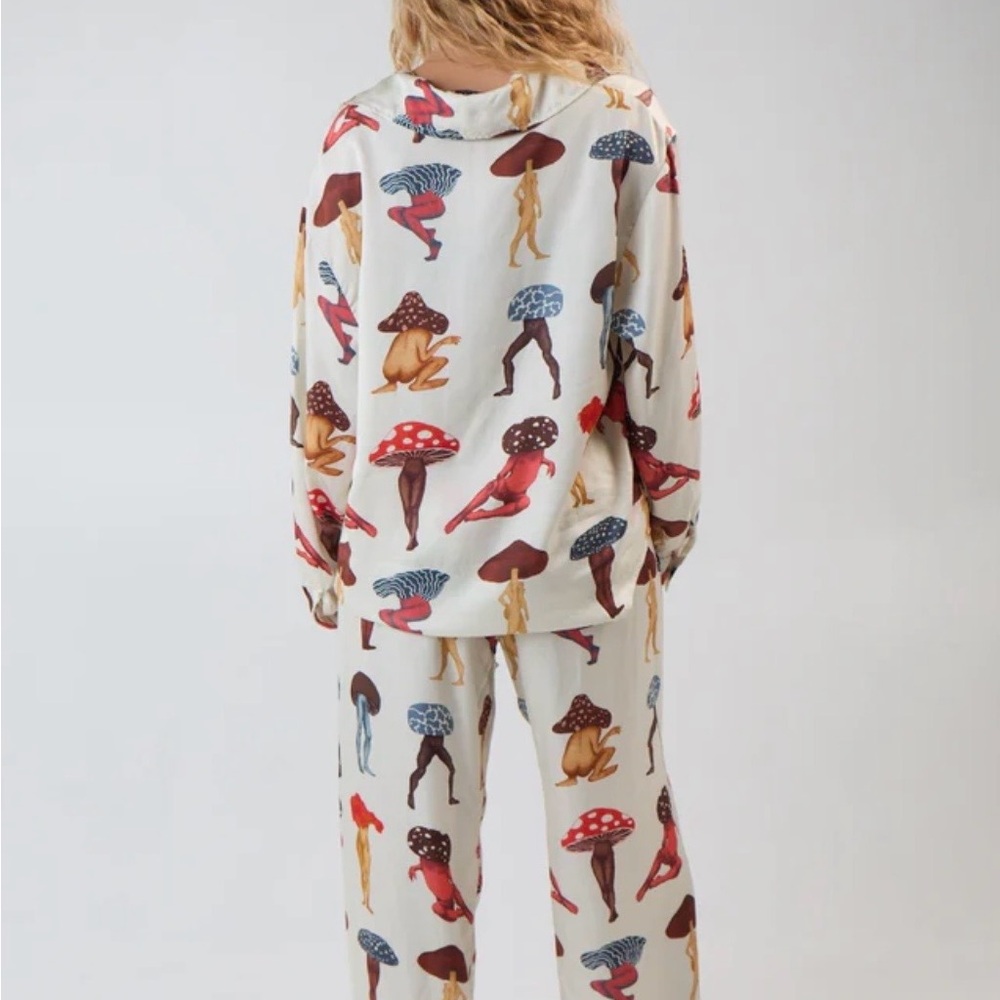MERSHY Magic Mushroom Print Pajama Set NWT - Picture 2 of 16